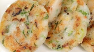 Easy Fried Daikon Mochi Recipe Chinese Turnip Cake  Cooking with Dog [upl. by Ludie]