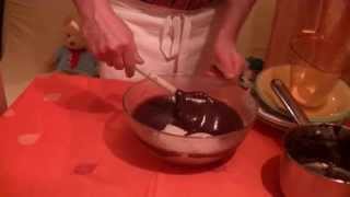 Comment faire un fondant au chocolat facilement Recette fondant [upl. by Aicnilav]