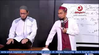 TAHIYAT sholat subuh  sunnah iftirash  tawaruk  Ustadz Adi Hidayat Lc MA [upl. by Yekcaj977]