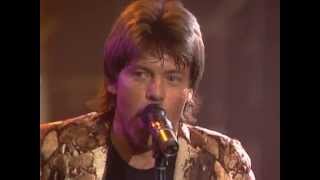 George Thorogood  Cocaine Blues  751984  Capitol Theatre Official [upl. by Ahsaeit]