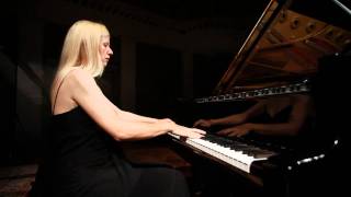 Valentina LisitsaChopin Nocturne E Flat Major Op 9 No 2 [upl. by Yecram]