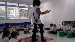 Aula de Música “Clap Clap Song” [upl. by Tiphane191]