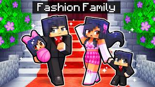 Having a FASHION FAMILY in Minecraft [upl. by Gabbert]