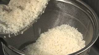 How to Make Sushi Rice  Chinese [upl. by Yrok224]