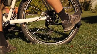 Pletscher ESGE Bicycle Kickstand  Video Review [upl. by Adnwahsar]