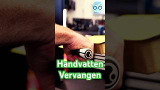 Handvatten Vervangen Verbeter je Fietscomfort fietsreparatie fietsenmaker [upl. by Iuqcaj]