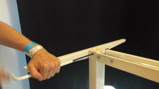 IKEA Skarstad – standing desk noisy when raisinglowering [upl. by Joby997]