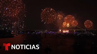 Australia recibe el 2024 con fuegos artificiales [upl. by Kirkpatrick]