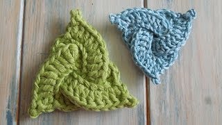 crochet How To  Crochet a Celtic Triangle  Yarn Scrap Friday [upl. by Winnie]