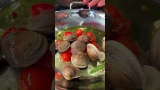 Linguine alle Vongole [upl. by Nipahc320]