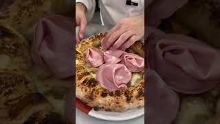 Cosa c’è di meglio della pizza mortadella e pistacchio💚vincenzocapuano [upl. by Wenn404]