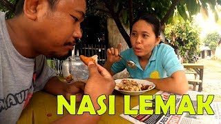 Makan Makanan Enak Nasi Lemak Sambal  Indonesian Street Food [upl. by Narut444]