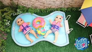 BABY ALIVE GÊMEAS NINA E HANNA SE DIVERTINDO NA PISCINA [upl. by Dorren]