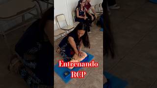 La RCP es práctica práctica y más práctica ❤️ escuela entrenamiento rcp shorts [upl. by Ailugram265]