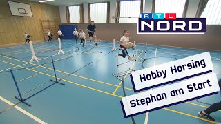 Stephan am Start Hobby Horsing  Sport mit Steckenpferden [upl. by Waite142]