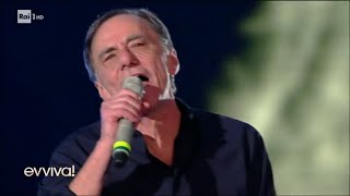 Sanremo 2011 Roberto Vecchioni vince con quotChiamami ancora amorequot  Evviva 02062024 [upl. by Chilson]