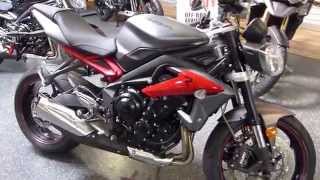 Triumph Street Triple vs Street Triple R 2014 models [upl. by Millar480]