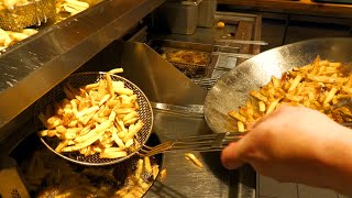 The frying Dutchman  Handcrafted Chicken and Chips in a Mall  Street Food in Berlin [upl. by Condon163]