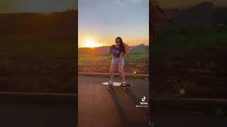 Intenso Boom Boom  Coreografia TikTok no skate [upl. by Ahseral525]