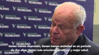 Entrevista a Martin Seligman durante el primer Foro Internacional de Ciencias de la Felicidad [upl. by Aztinad]