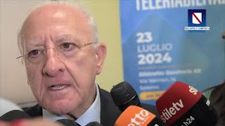 Crollo Scampia De Luca quotMassima assistenza a bimbi e familiariquot [upl. by Initsed]