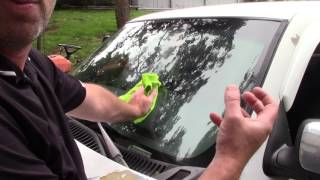 How I Deep Clean A Car Windshield [upl. by Adlog]