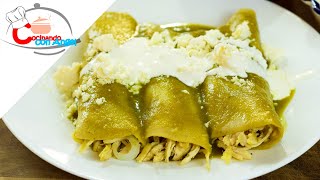 Enchiladas Verdes Receta Casera [upl. by Nnayllas]