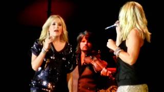 HD Carrie Underwood and Miranda Lambert  Before He CheatsGunpowder amp Lead Duet [upl. by Elka]