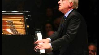 Chopin Pollini Scherzo No1 Live [upl. by Eceinehs414]