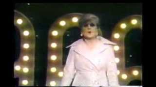 Angela Lansbury  MAME 71 TONYS [upl. by Nevetse]