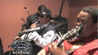 Yoskar Sarante  Esta Vida Live [upl. by Petunia]