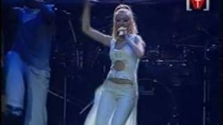 Christina Aguilera  Genie In A Bottle Vancouver 071900 [upl. by Ecinad]