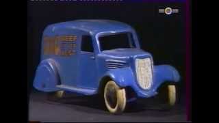 Reportage jouets anciens et Dinky Toys sur PLANETE 1 [upl. by Leissam]