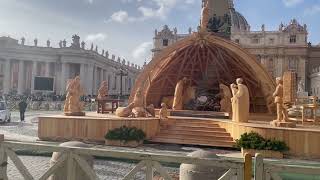 Presepe al Vaticano  Piazza San Pietro [upl. by Durr223]