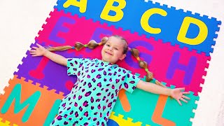 ABC Lied  Lern das englische Alphabet für Kinder mit Diana [upl. by Duer]