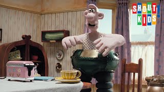 Wallace amp Gromit The Complete Cracking Collection  Clip The Wrong Trousers [upl. by Manoop]