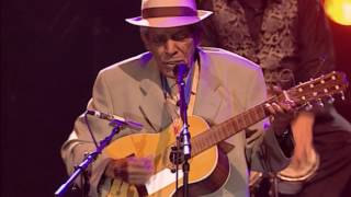 Compay Segundo  El Camisón de Pepa Live Olympia París 1998 [upl. by Bailar88]