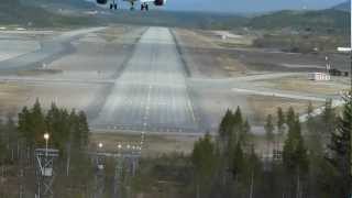 Norwegian 737300 Landing at Bardufoss [upl. by Brufsky]