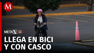 Xóchitl Gálvez llega en bicicleta al debate presidencial [upl. by Ynnav]