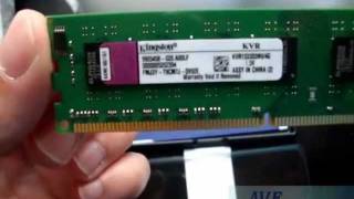 Unboking Kingston DDR3 4GB KVR1333D3N94G [upl. by Algar34]