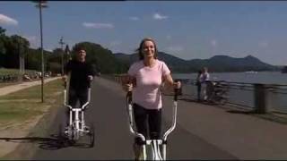 Bici Ellittica Freecross il fitness in movimento [upl. by Haziza396]