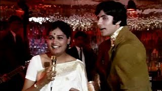 Listen To The Pouring Rain  Amitabh Bachchan amp Aruna Irani  Bombay To Goa [upl. by Happ]