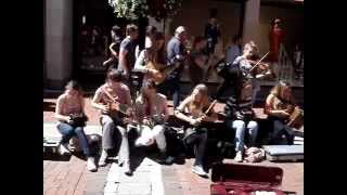 Dublin buskers  Female group plays irish traditional music in Grafton Street [upl. by Simonetta]