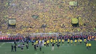 Die Geste der Dortmunder Fans nach der BundesligaNiederlage [upl. by Lubow]