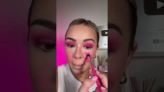 Makeup stickies have no rules 🍒 makeupworld makeuptutorial beauty makeupjunkie beautyhacks [upl. by Lavud]