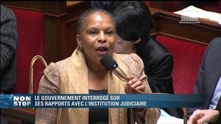 Christiane Taubira chahutée par les députés de lopposition à lAssemblée [upl. by Kola]