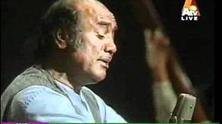 Mehdi Hassan LiveRafta Rafta Woh Meri Rare Version [upl. by Elledoj701]