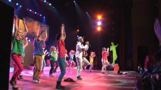 Kinderen voor Kinderen 34  Bewegen is Gezond voorproefje theatershow [upl. by Nyvek]