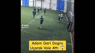 quotKendi Stilinde Uçarak Attığı Ters Vole Golü 😱🥅⚽ İnanılmaz Hareketle Gelen Harika Golü Kaçırmayınquot [upl. by Hermia]