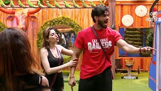 Bigg Boss Marathi 5 OMG Arbaz Patel Jahnavi Killekar ने केली Abhijeet Sawant सोबत मारपीट Bigg Boss [upl. by Yer]